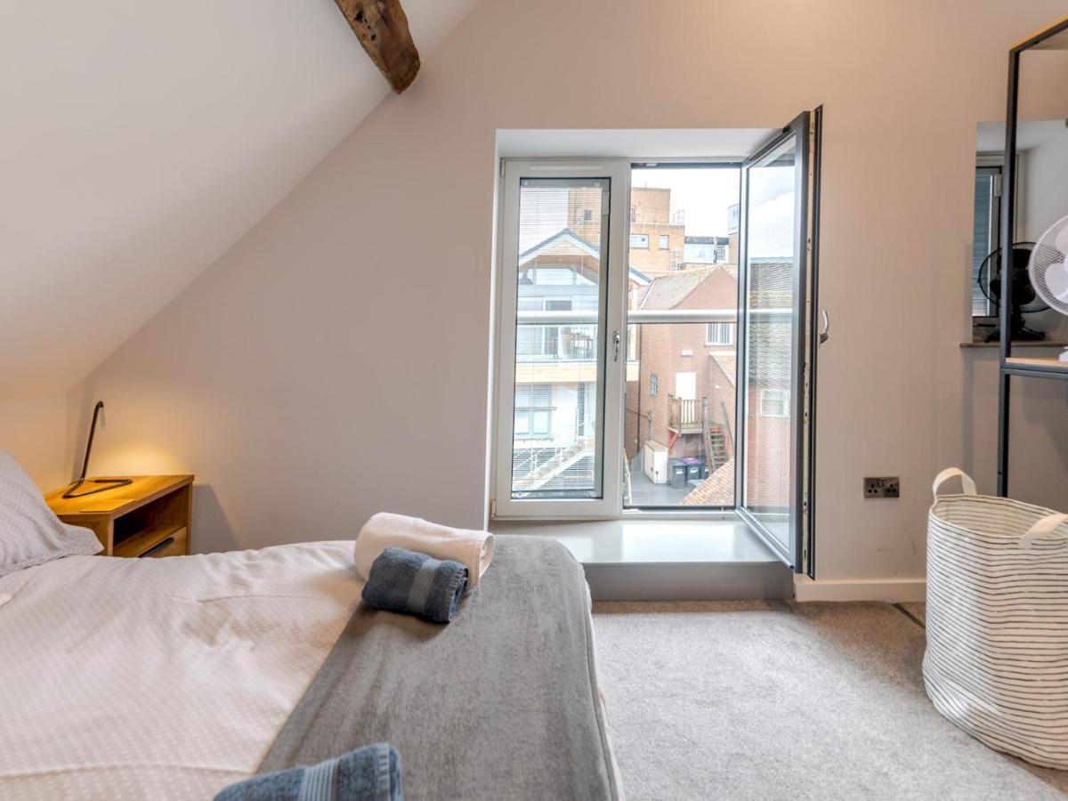 Pass The Keys 5C Charming Town Centre Apartment With Roof Top Views Shrewsbury Exterior photo